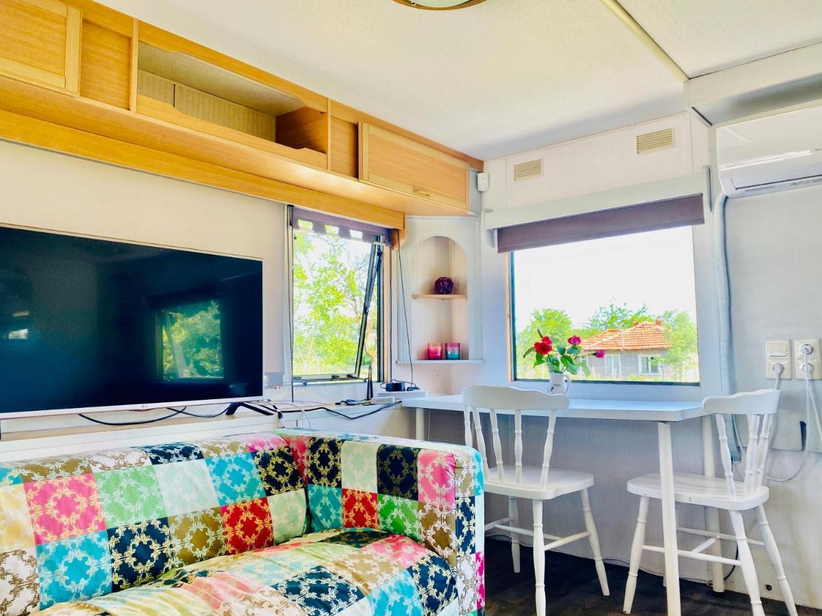 Caravans 10 Min To Tsonevo Lake & 35 Min To Black Sea Exteriör bild
